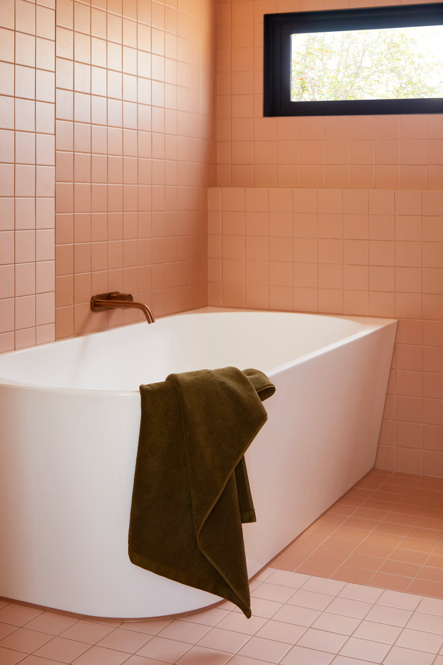KHAKI BATH MAT